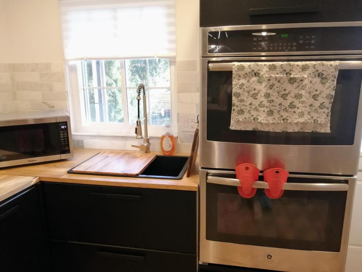 The Dacha. Cumberland Vacation 빌라 외부 사진